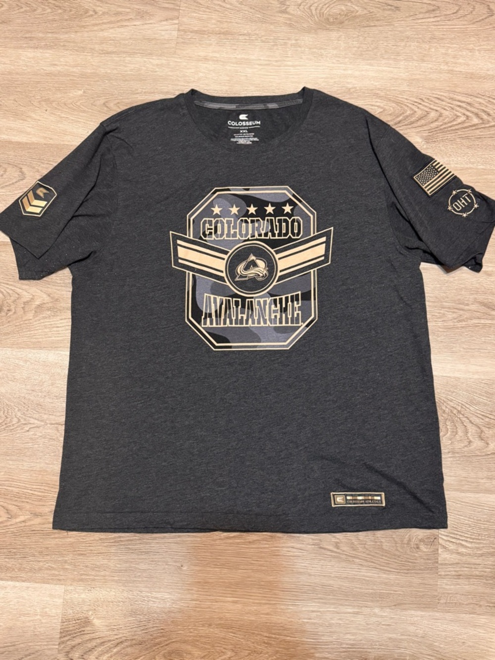 Rare Colosseum Colorado Avalanche Gray OHT Military Appreciation Collection Tee